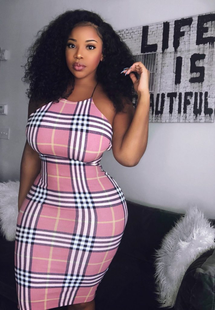This Endowed Lady Says ‘a Black Girl Without Big Chest Or Backside Is Incomplete Naijafinix