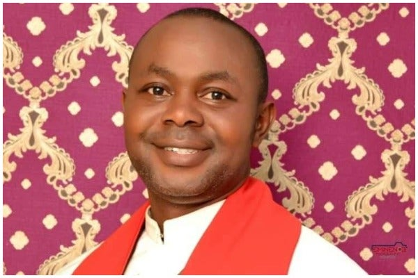  A Catholic Priest, Rev. Fr. Isaac Agabi, who was kidnapped on Sunday by armed Fulani herdsmen in Edo State, has escaped his abductors, Igbere TV reports. Igbere TV had reported that Agabi was kidnapped along Auchi-Igarra road at about 5.00 pm, while on his way back to the parish. Agabi is the Rev. Fr. in charge of Holy Name Catholic Church, Ikpeshi, in Akoko-Edo Local Government Area of Edo State. Igbere TV gathered that the Rev. Fr. escaped from his abductors in the early hours of Tuesday (today), barely 48 hours after he was kidnapped. The Director of Communication of the Holy Name Catholic Church, Fr. Peter Egielewa, who confirmed the development, said no ransom was paid to secure the release of Rev. Fr. Agabi. He said the Rev. Fr. escaped from his abductors when they slept off in the night.