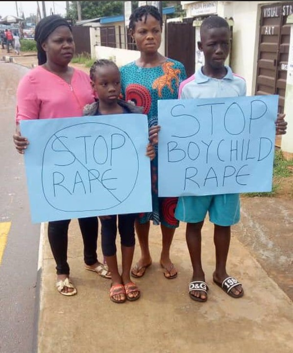 Protest In Asaba As A 52-Year-Old Man Rapes A 2-Year-Old Girl