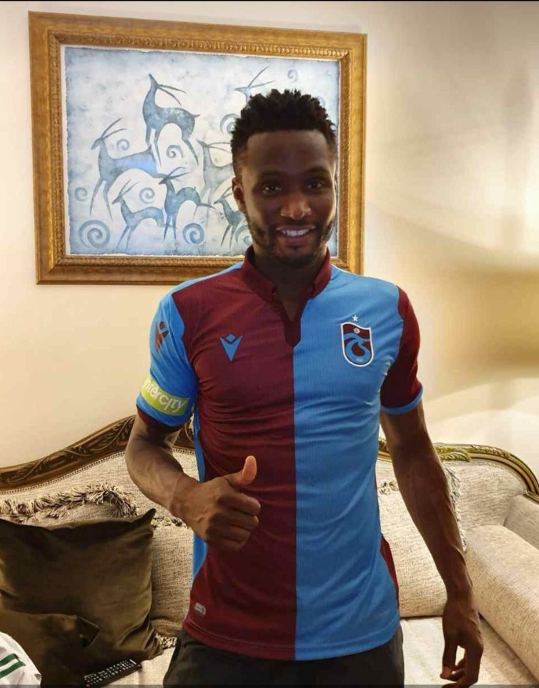 Джон оби микел. Микел Джон. John Obi Mikel. Джона Оби Микела. John Obi Mikel Chelsea.