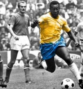 Pele Is Hospitalised Over Swollen Body, Heart Issues