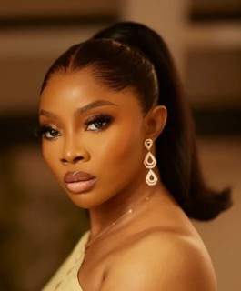 I don’t hate men; I’m a hopeless romantic – Toke Makinwa speaks after unveiling baby bump