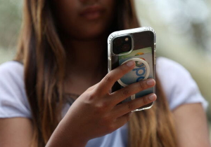 Britain to ban social media for under-16s